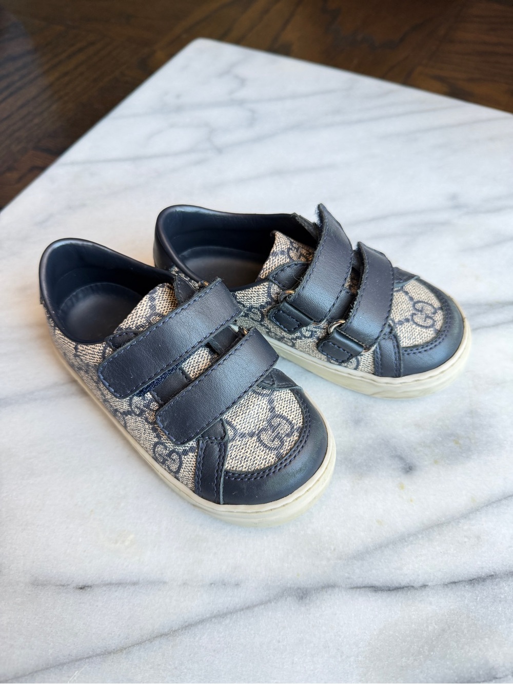 Gucci Kids GG Supreme Canvas Sneakers Navy Leather Velcro Strap Size 22